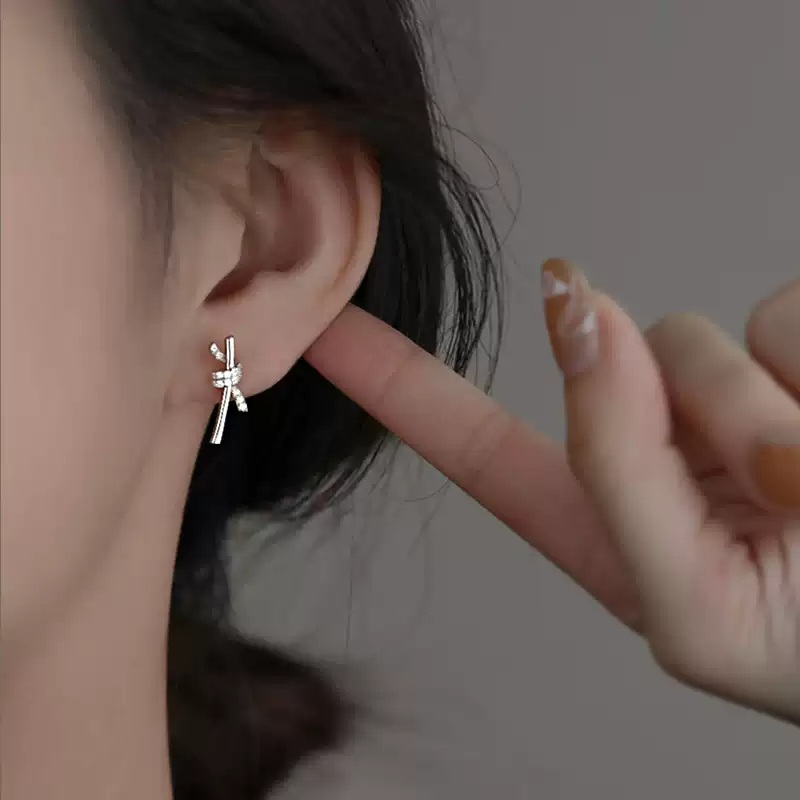 유퀴즈온더블록 271화 고현정 귀걸이 실버 세련된 심플 의상 옷 패션 - 상세 이미지 4