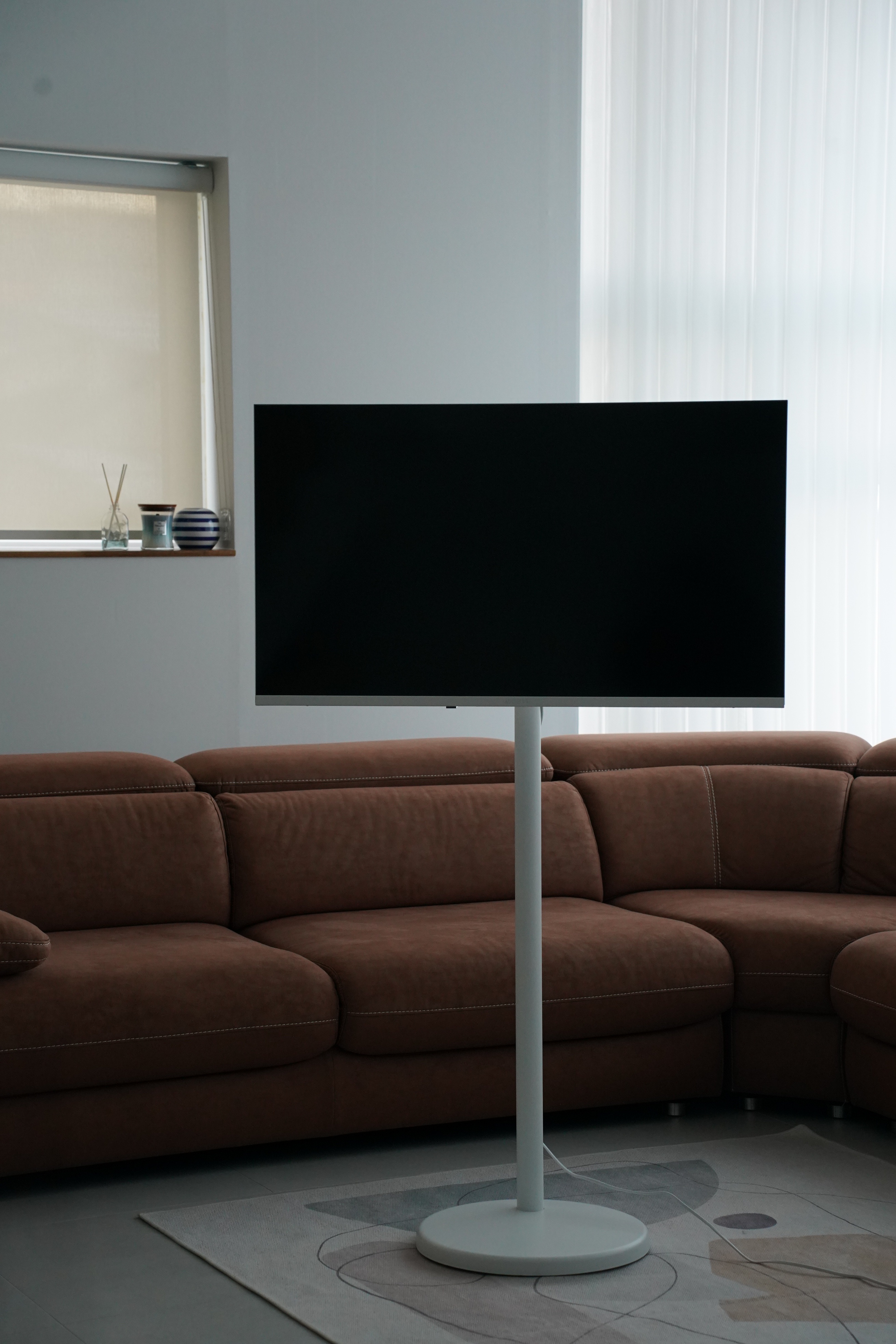 와이드무빙뷰 화이트에디션 삼탠바이미 셋트 109cm(43인치) UHD 4K 스마트 이동식 TV 중소바이미 삼텐바이미 V1 이미지 2