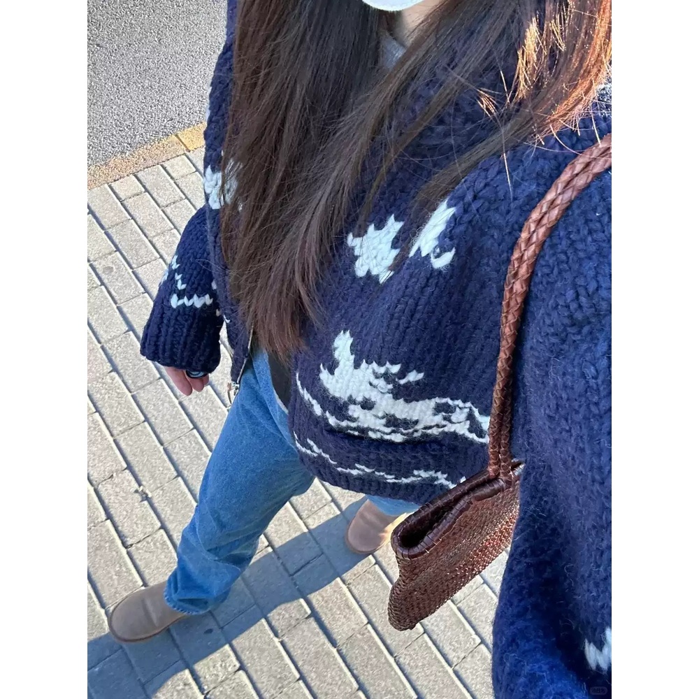 있지 류진 가디건 스웨터 공항패션 부클 두꺼운 의상 옷 패션 - 상세 이미지 5