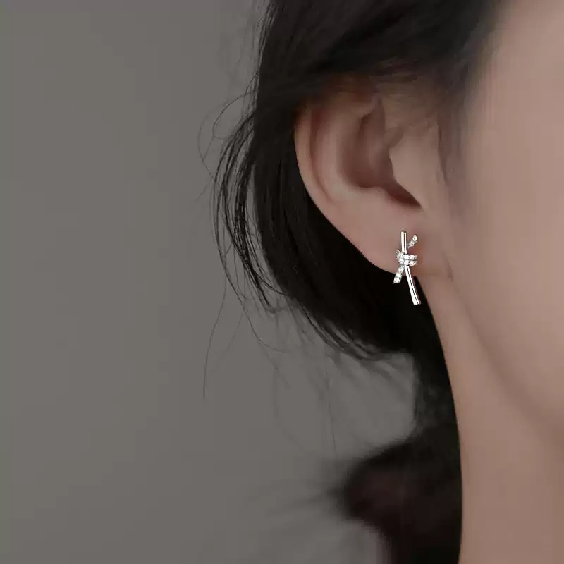 유퀴즈온더블록 271화 고현정 귀걸이 실버 세련된 심플 의상 옷 패션 - 상세 이미지 3