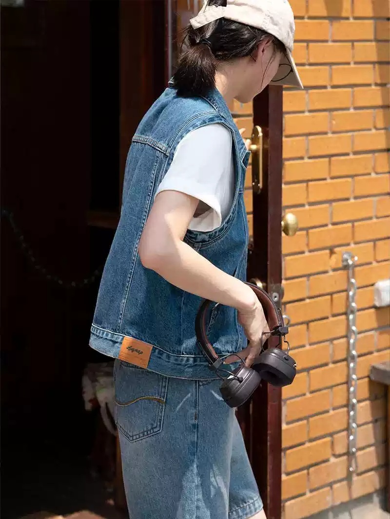 취하는 로맨스 1화 김세정 조끼 데님 채용주 스트릿 민소매 의상 옷 패션 - 상세 이미지 4