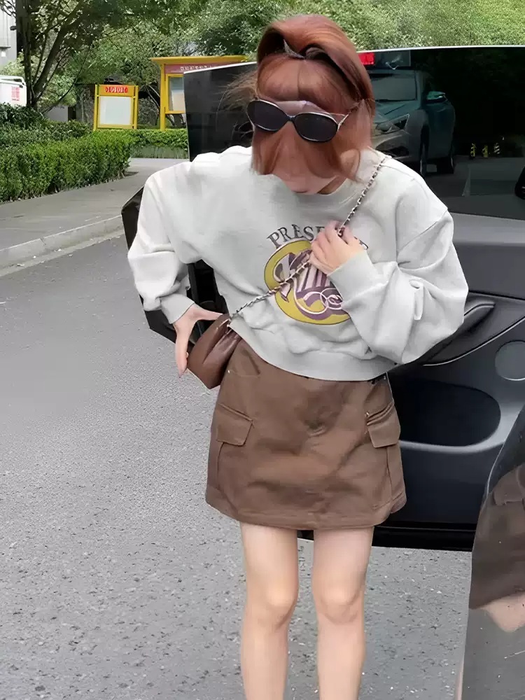 결혼하자 맹꽁아 21화 박탐희 맨투맨 티셔츠 엄홍단 프린트 루즈핏 의상 옷 패션 - 상세 이미지 3