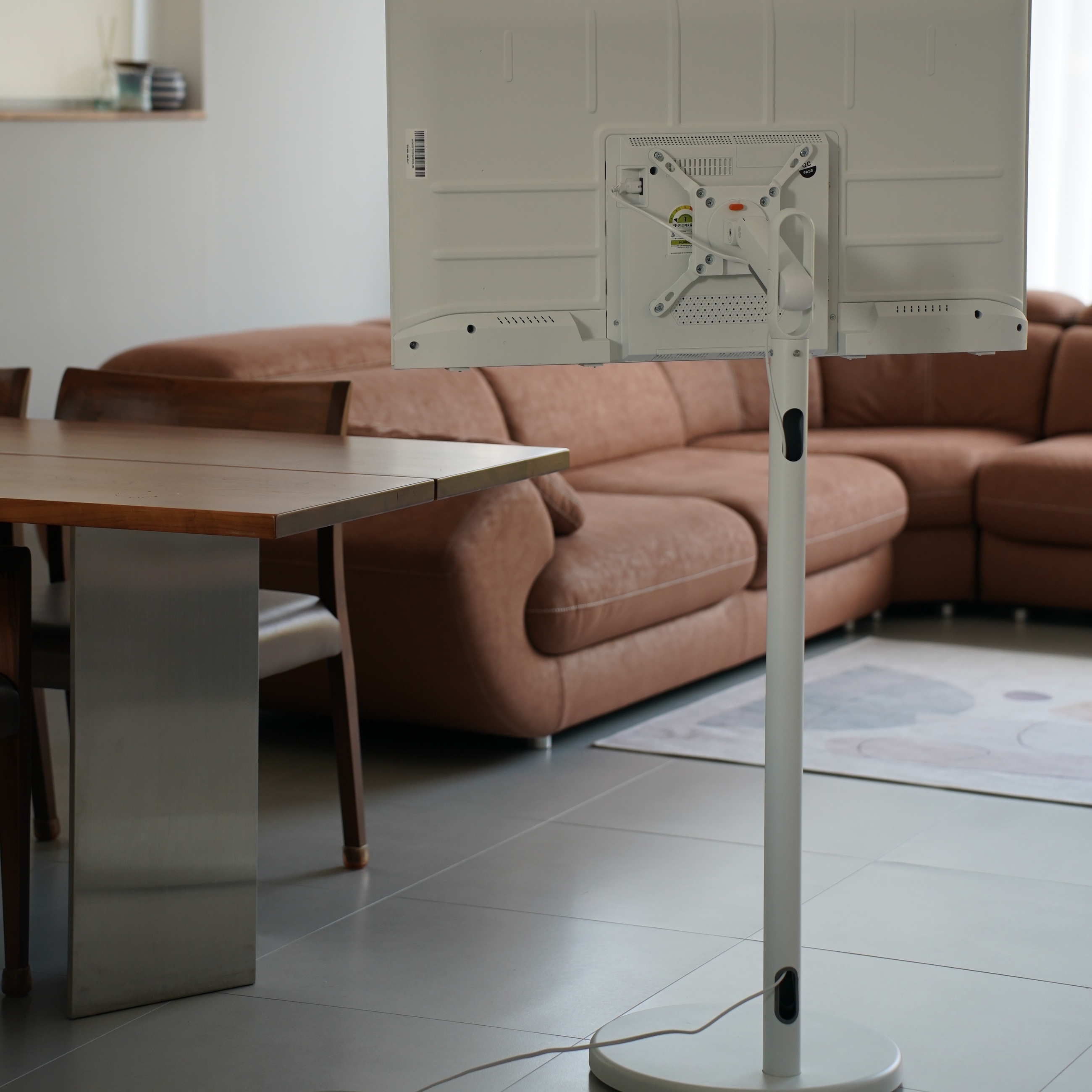 와이드무빙뷰 화이트에디션 삼탠바이미 셋트 101cm(40인치) FHD 스마트 이동식 TV 중소바이미 삼텐바이미 V1 셀프설치가능