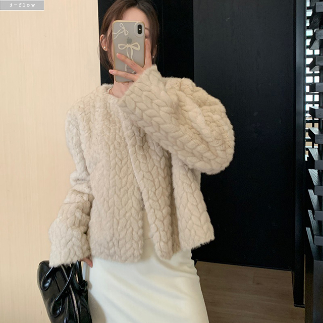 디토 퍼 모피 노카라 루즈핏 울 밍크 자켓 1col 겨울 크롭 라운드 연말 제이플로우 - 상품 이미지