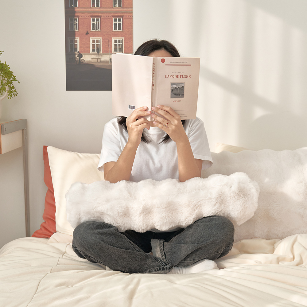 몽글몽글 밍크 라떼 원형 바디필로우 롱베개 긴베개 겨울 원형