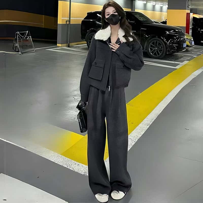 겨울 패딩 안감 터틀넥 털 숏자켓 루즈핏 와이드 팬츠 투피스 - 상품 이미지