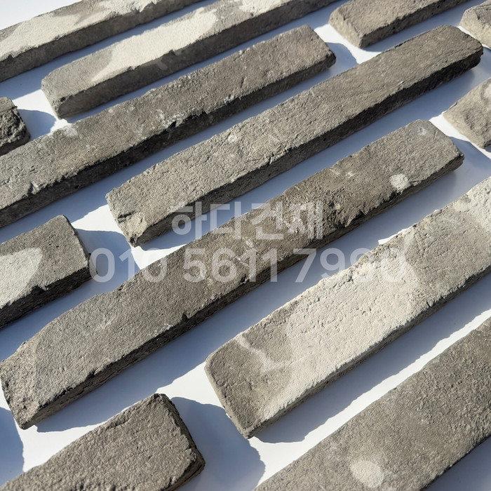 롱브릭고벽돌타일 375~380x50~55x18~20T 청고벽돌타일 / 하다건재