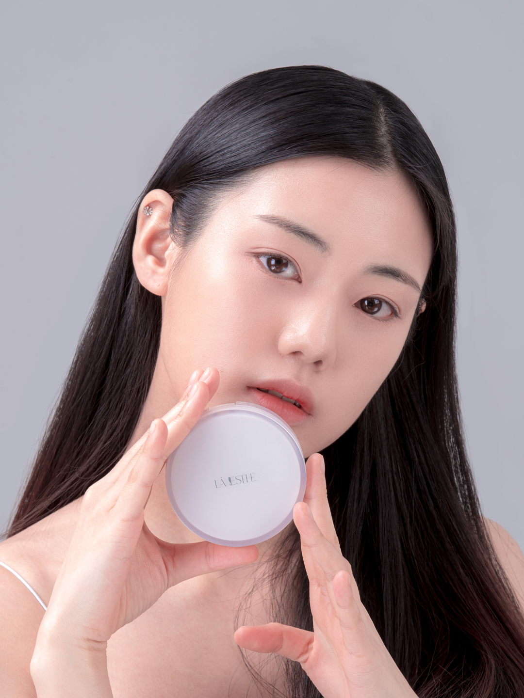 라에스테 실크핏 래디언스 쿠션 15g 성분좋은 건성 다크닝없는 쿠션 수부지 촉촉 승무원 팩트 - 상품 이미지