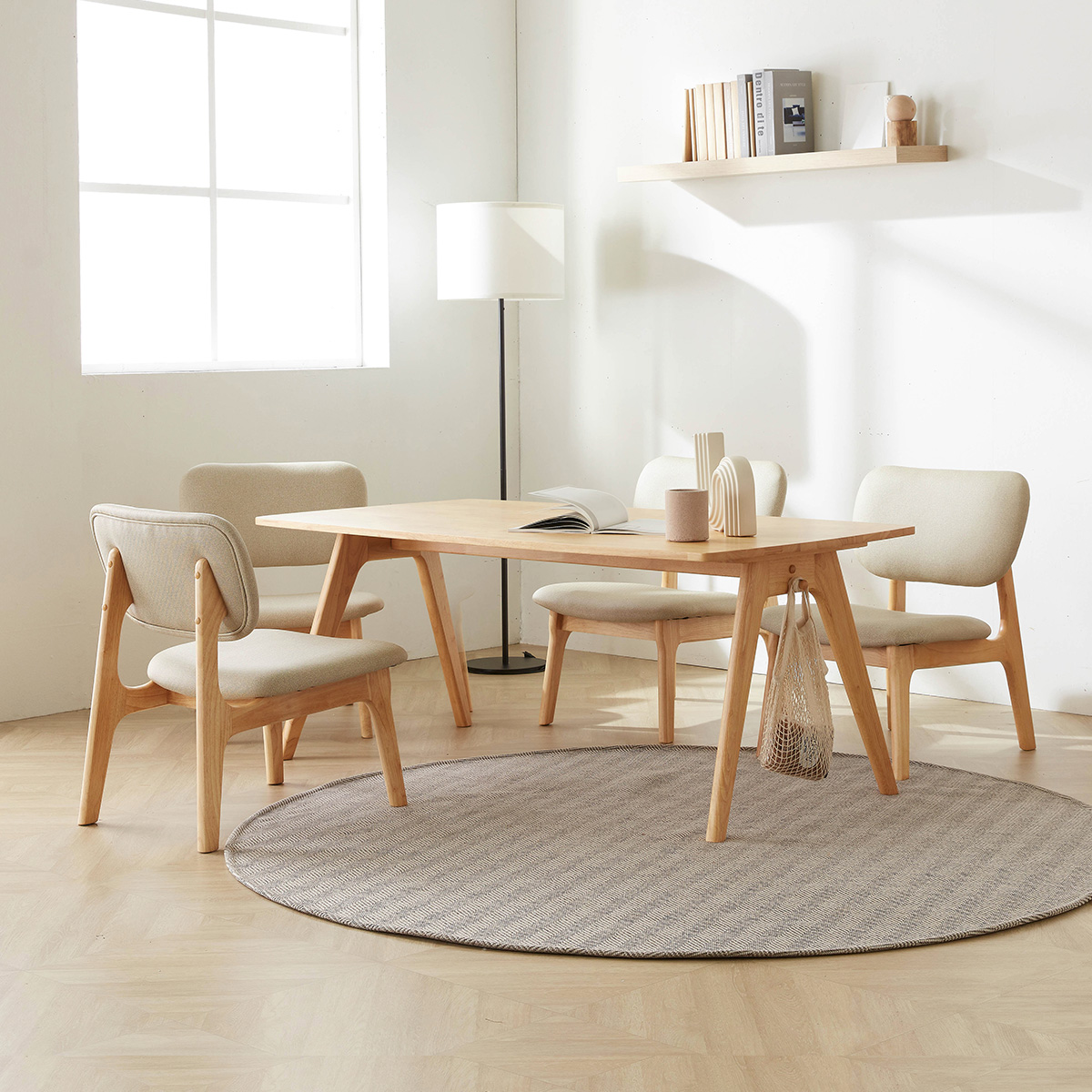 헤닝 마이홈 4인 낮은 원목 식탁세트 1400 의자형 식탁1 의자4 - 상세 이미지 4