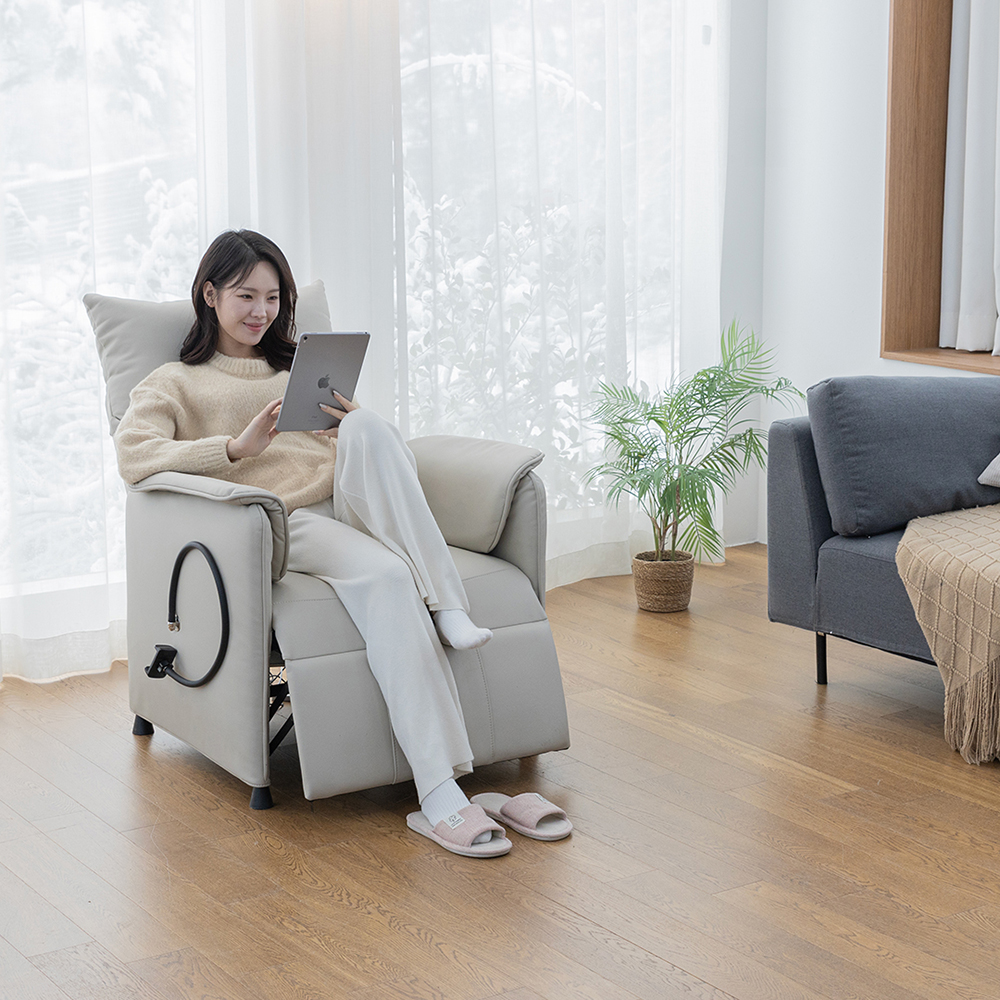 핏쳐 1인용 전동 리클라이너 가죽 소파 ERE1 안락의자 소파