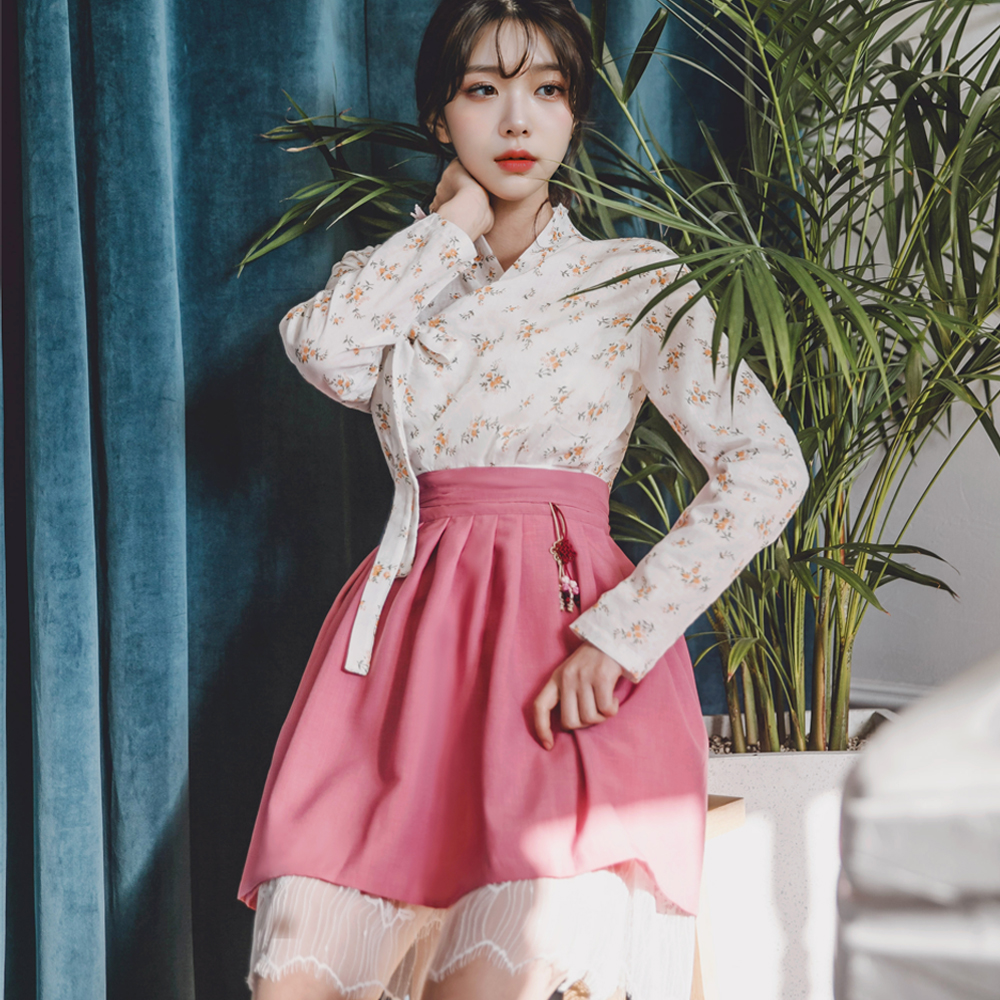 12713634524593335 1544716843