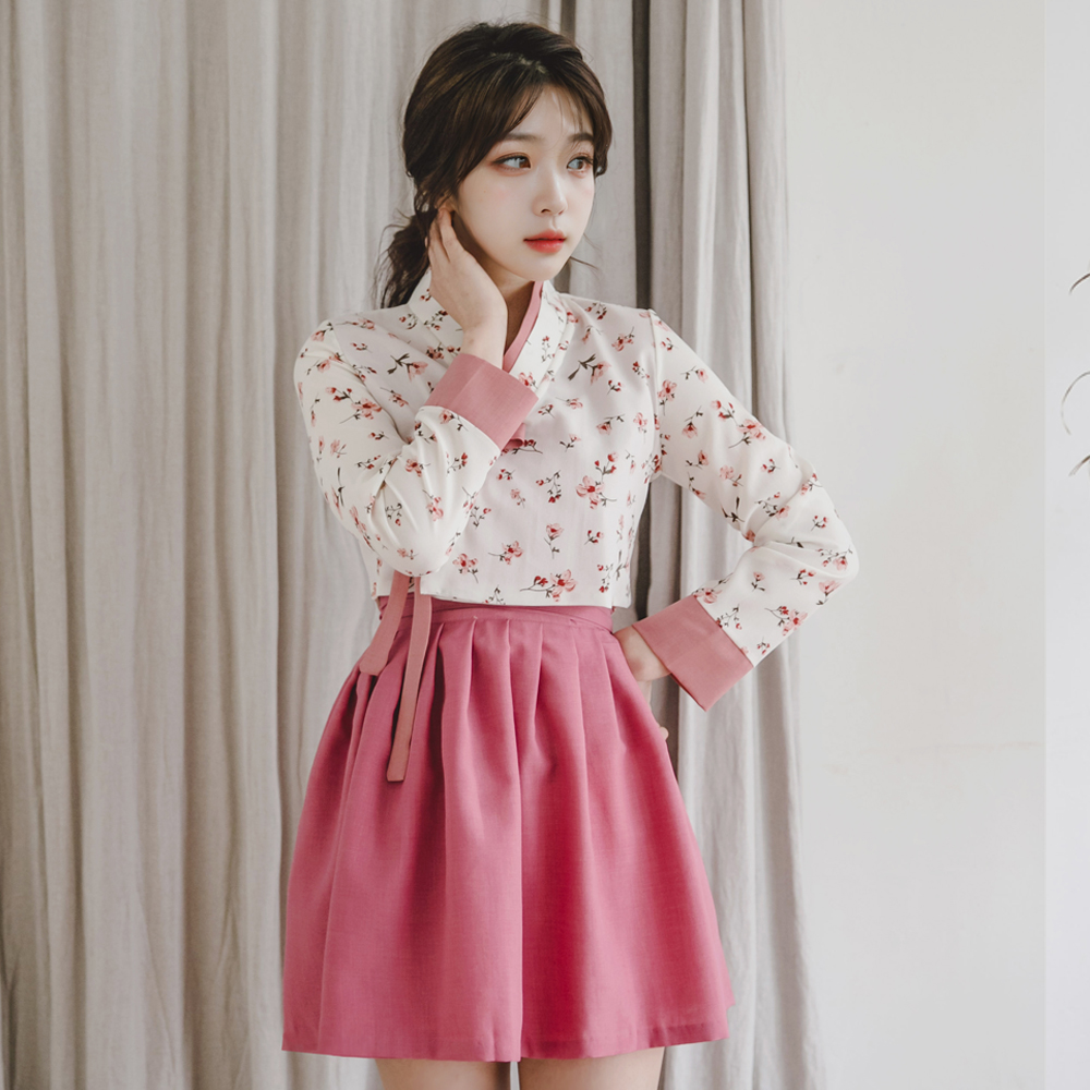 67252899688133321 1320352468