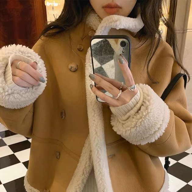 스웨이드 배색 양모 하이넥 양면 겨울 무스탕 - 상품 이미지