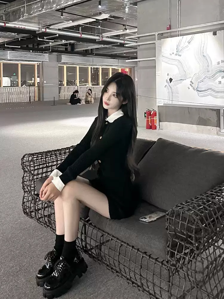 지금거신전화는 4화 채수빈 원피스 블랙 홍희주 니트 슬림핏 의상 옷 패션 - 상세 이미지 4