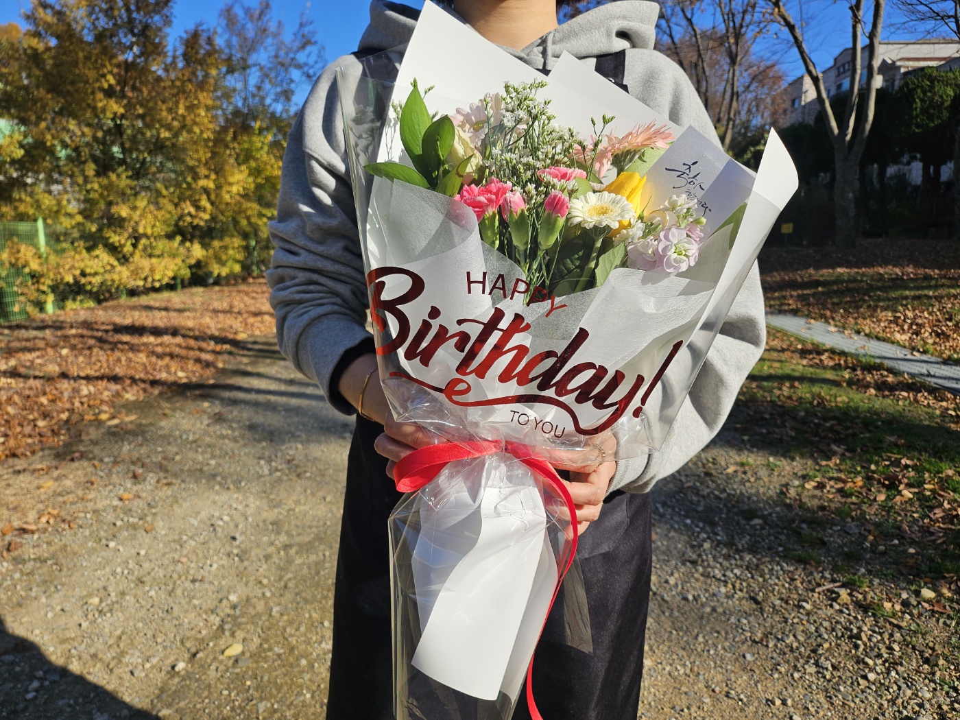 유스풀몰 happy birthday 한다발 (연한색) 생화 꽃배달 싼곳 ... 솔직 후기 | 실사용자 리뷰 분석 - 대표 이미지