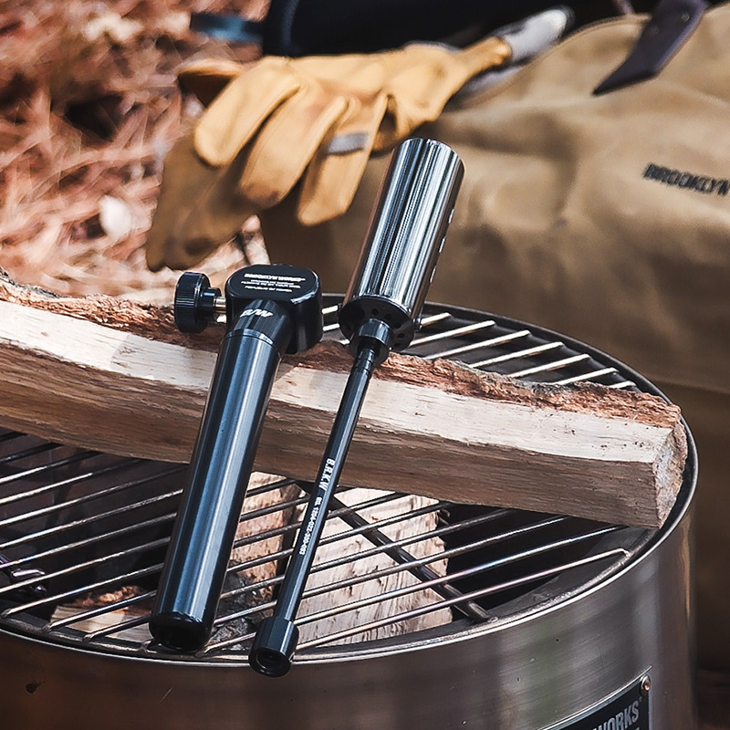 브루클린웍스 샷건 롱 토치 캠핑 이소가스 장작 화염방사기 분리형 파우치 포함