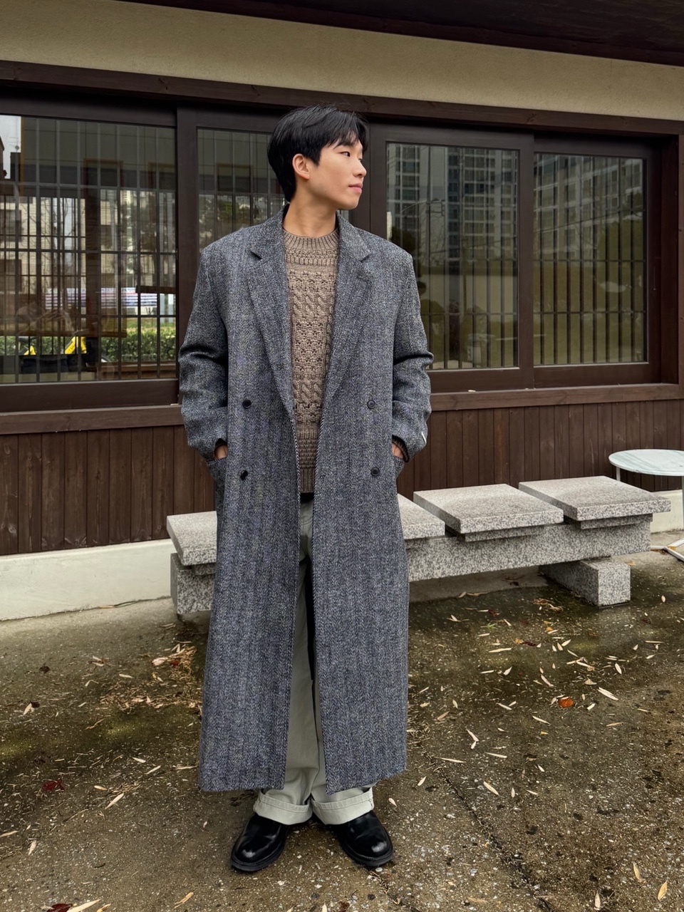(남여공용) 그레이 오버핏 울 헤링본 더블 롱코트 - 상세 이미지 4