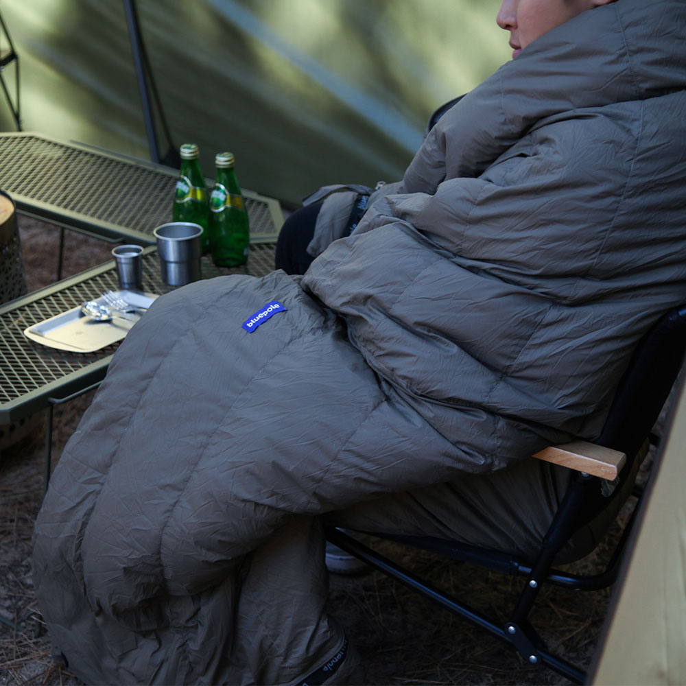 블루폴 타카로 덕다운 캠핑 침낭 프리미엄 오리털 충전재 이불 1460g, 차콜