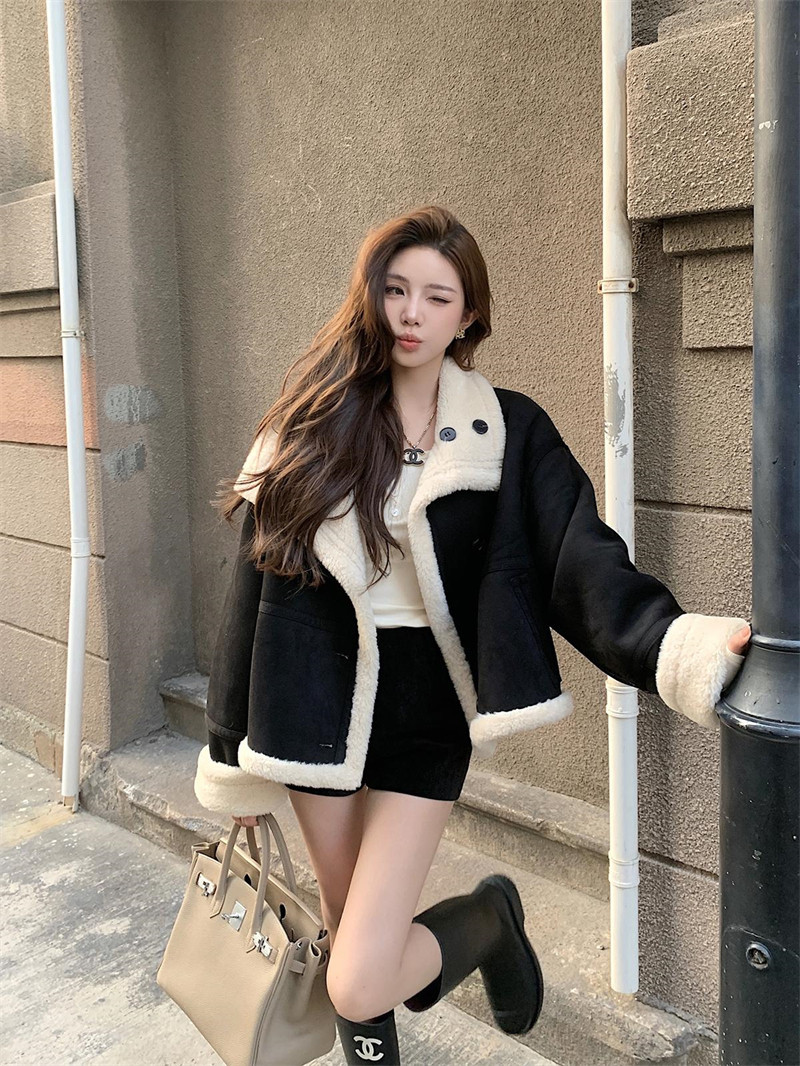 아비르엔 2way 양면 퍼🐤버튼 무스탕 자켓