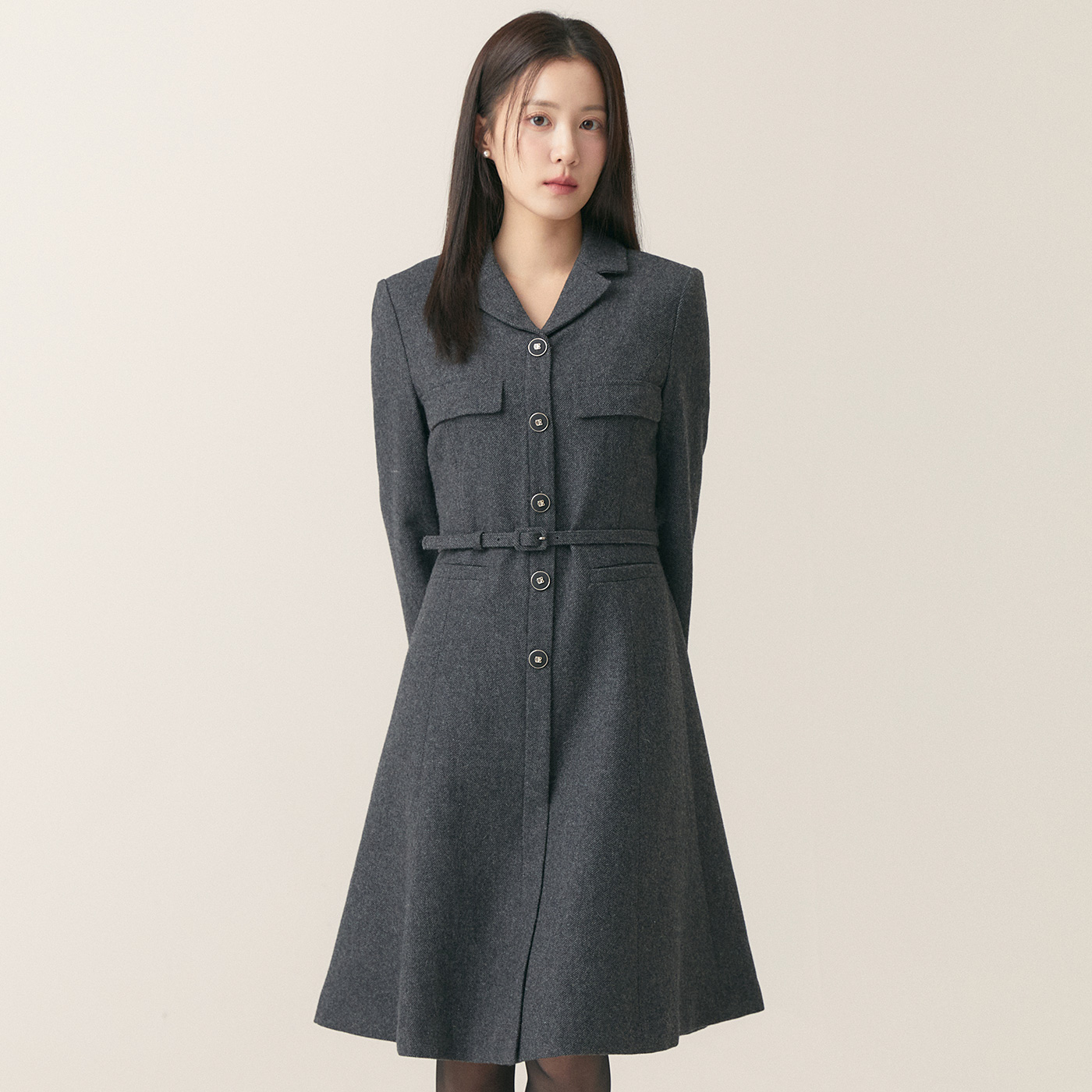 로엠 울 라이크 자켓형 롱 원피스 RMOWF11ST2