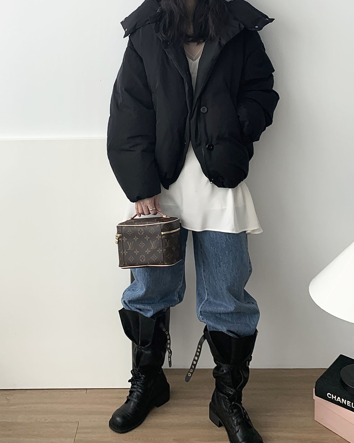 [일부당일] 레이스업 롱부츠 오버솔 버클 통넓은 부츠 웨어링무드 (4cm/블랙) - 상세 이미지 5