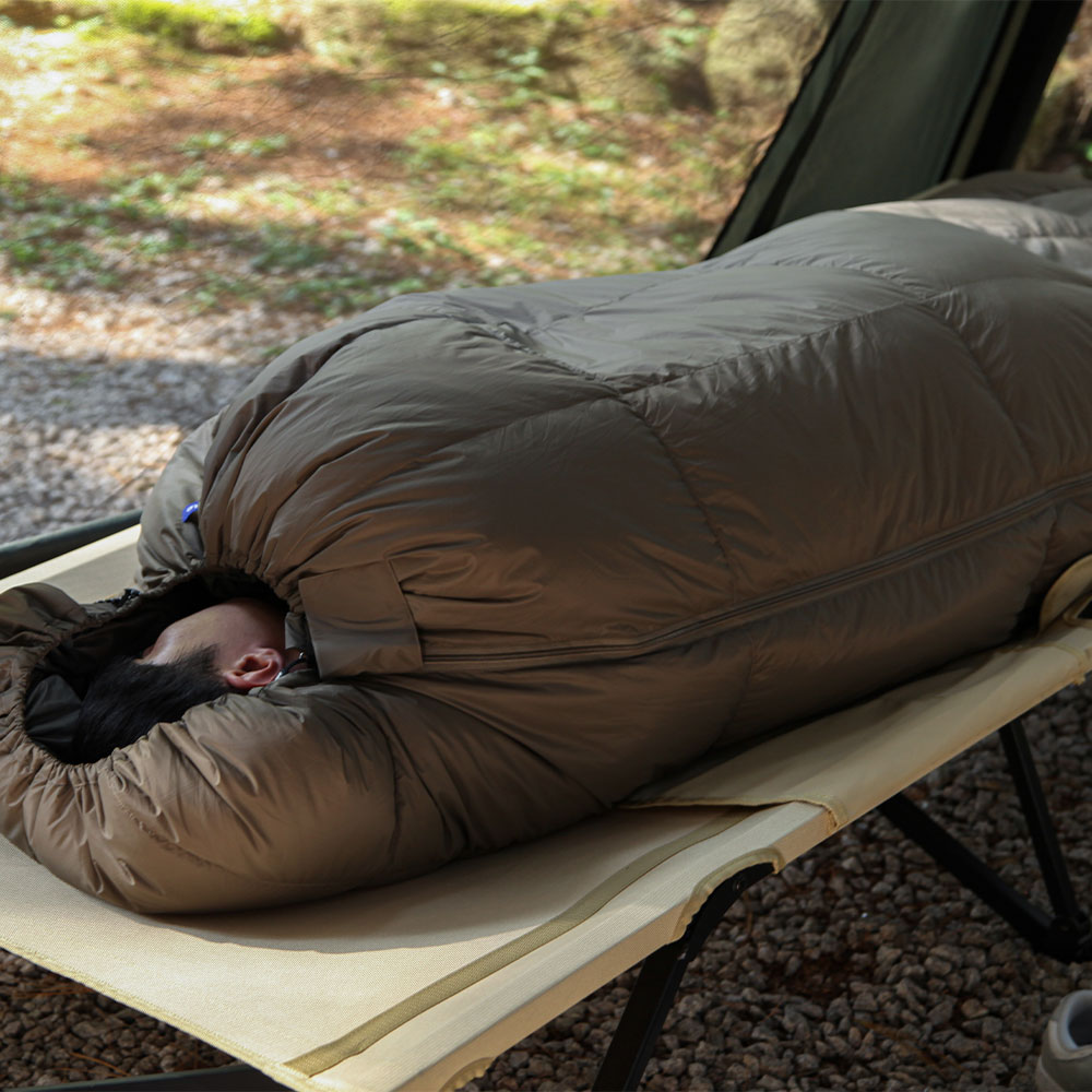 블루폴 타카로 덕다운 캠핑 침낭 프리미엄 오리털 충전재 이불 1460g, 차콜