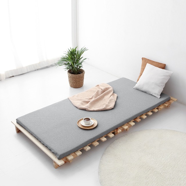 바닥토퍼 3단 접이식 매트 1인용 싱글 손님용 토퍼 수면매트 제로몽
