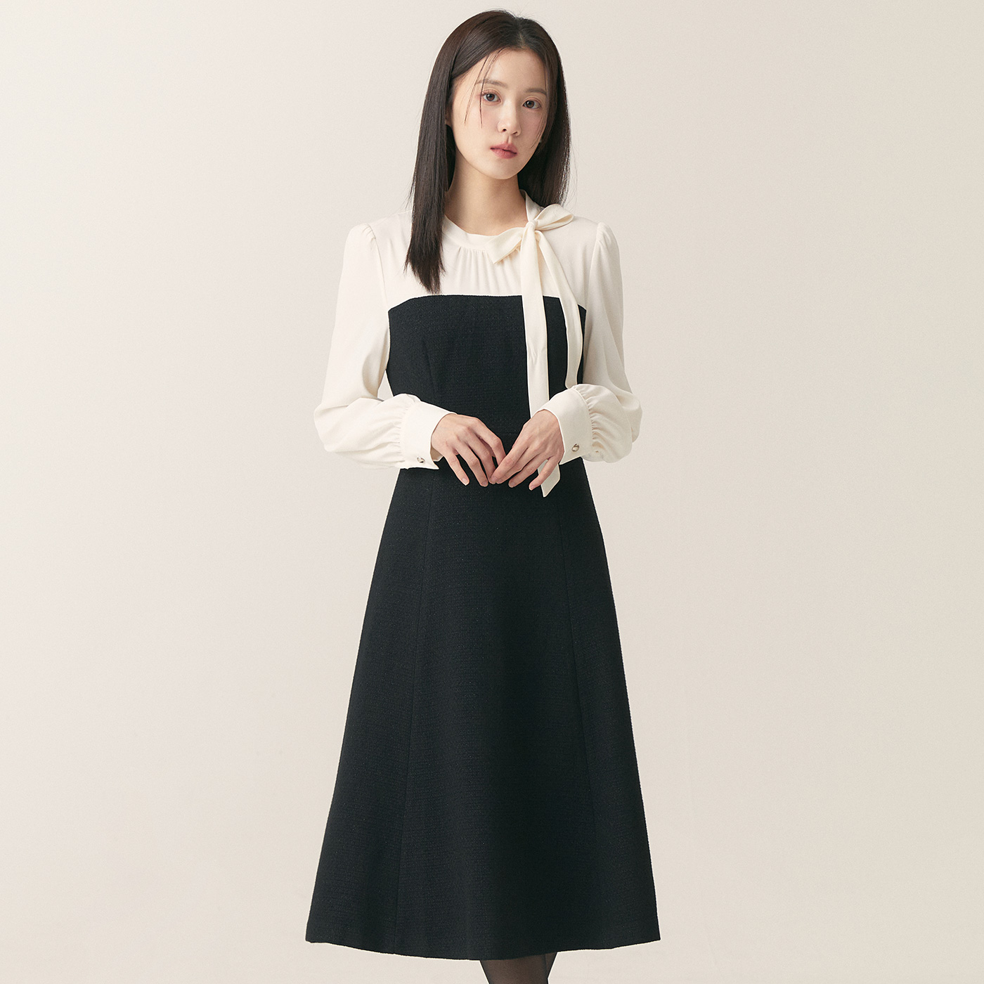 로엠 타이 매칭 롱 원피스 RMOWF11RT1