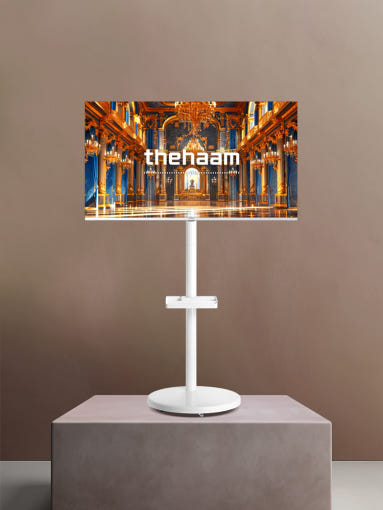 삼탠바이미 라이트 거치대에 세로로 회전된 TV