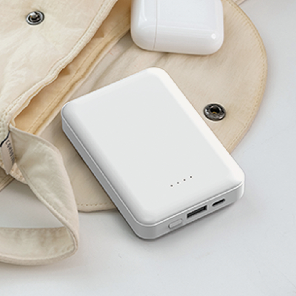 슈틸루스터 휴대용 카드형 보조배터리 10000mAh ST-SPB10000 - 상세 이미지 3