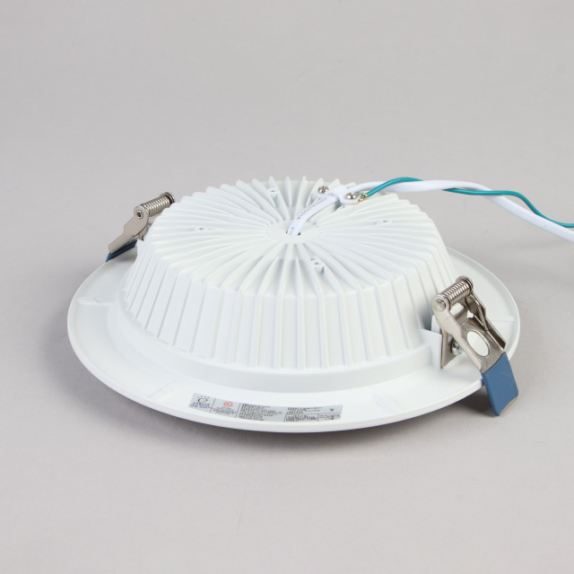 더쎈 LED 다운라이트 17cm(7인치) 25W 매입등 고효율 서울반도체 플리커프리 매립등 - 상세 이미지 5