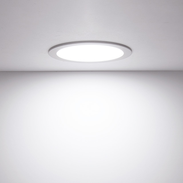 더쎈 LED 다운라이트 19cm(8인치) 40W 매입등 고효율 서울반도체 플리커프리 매립등 이미지 6