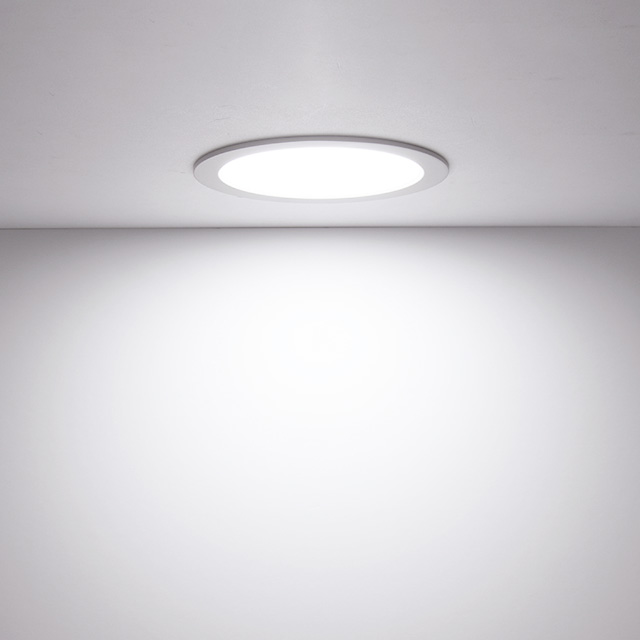 더쎈 LED 다운라이트 11.5cm(5인치) 12W 고효율 서울반도체 플리커프리 매입등 - 상세 이미지 2
