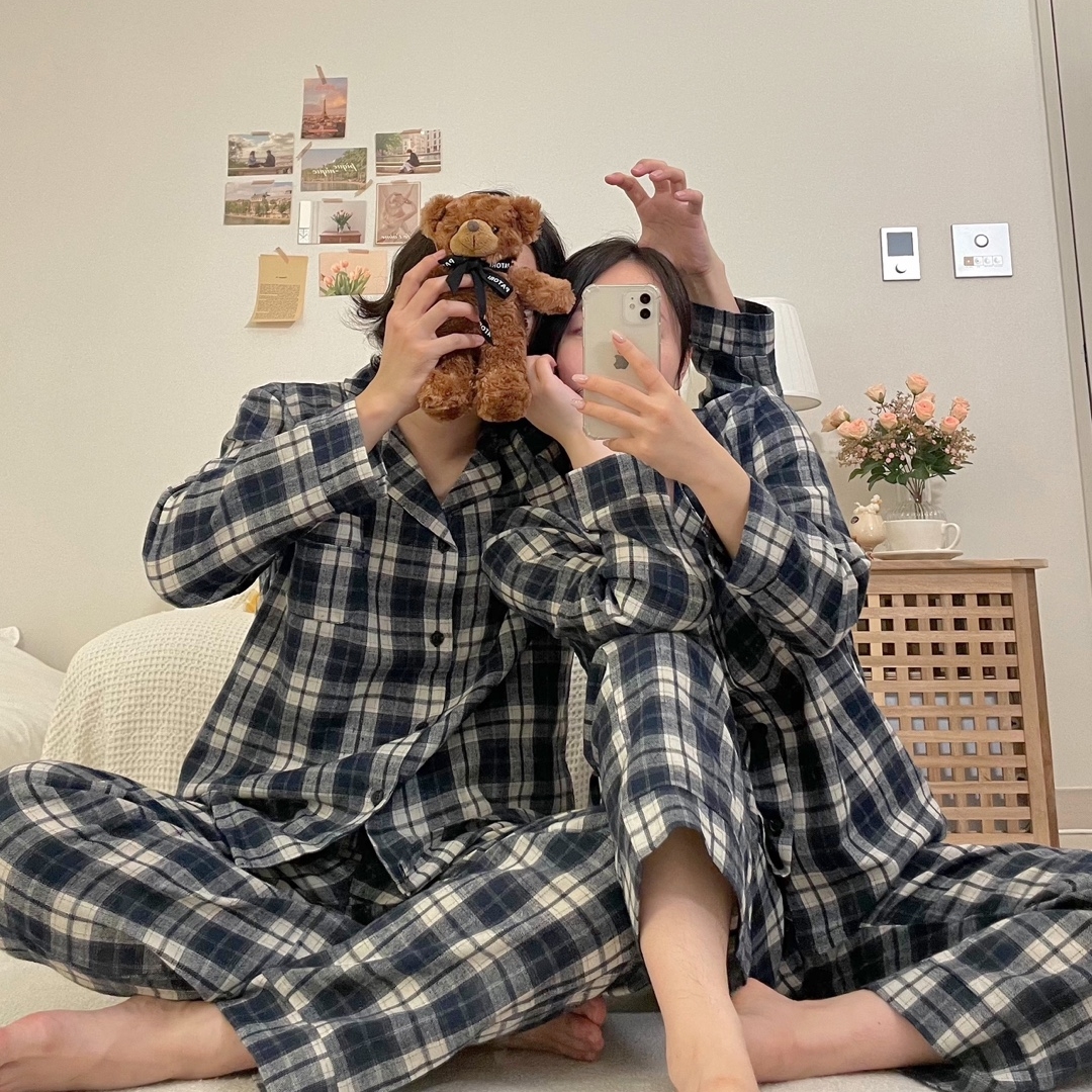 모던 체크 커플잠옷 피치기모 연말 파자마 파티 - 메인 이미지