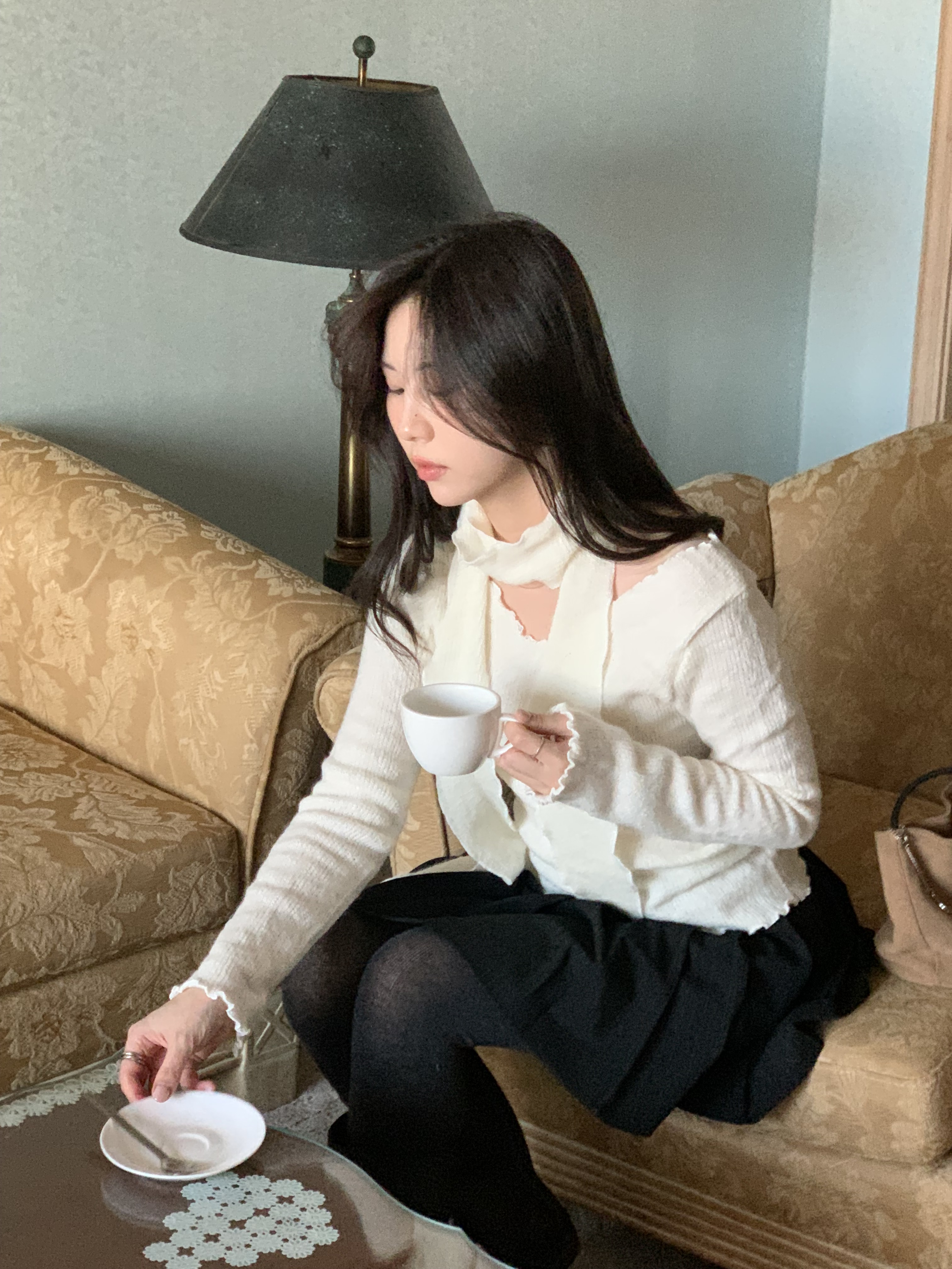 펌킨 입술넥 타이 스카프 하객룩 니트 티셔츠 - 상세 이미지 2