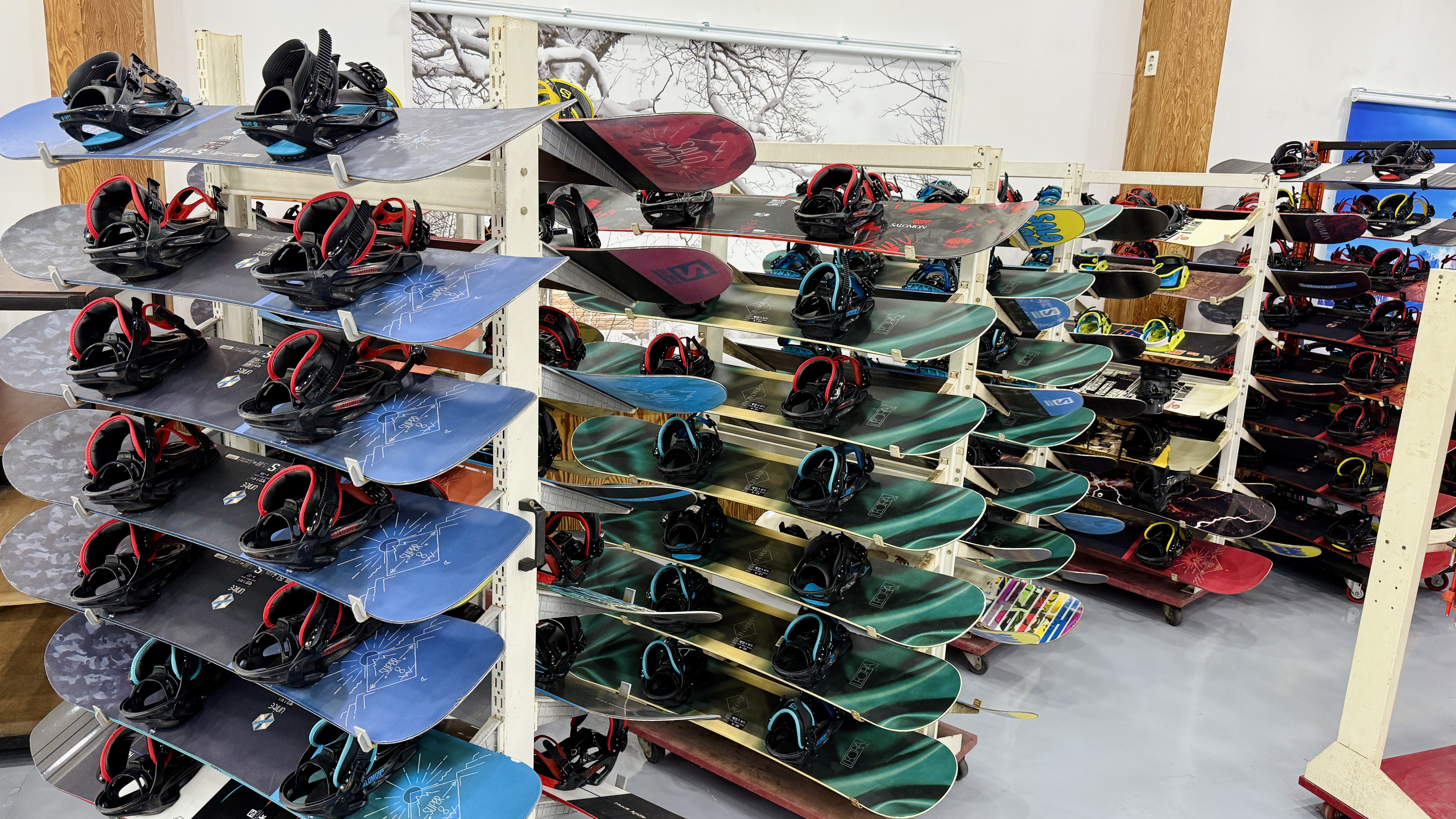 스키장 렌탈샵 왕복 픽업 서비스 프리미엄 장비 의류 리프트권 셔틀버스패키지 제임스보드