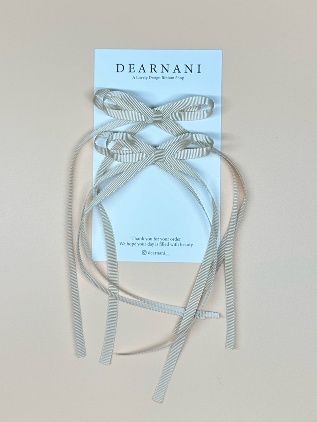 [디얼나니] Double Petite bow pin (beige) - 상세 이미지 3