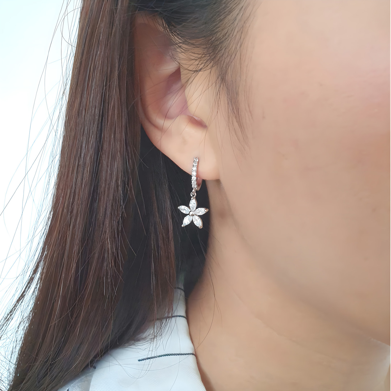 야랑쥬얼리 원터치 Flower 큐빅 귀걸이(은침) 이미지 6