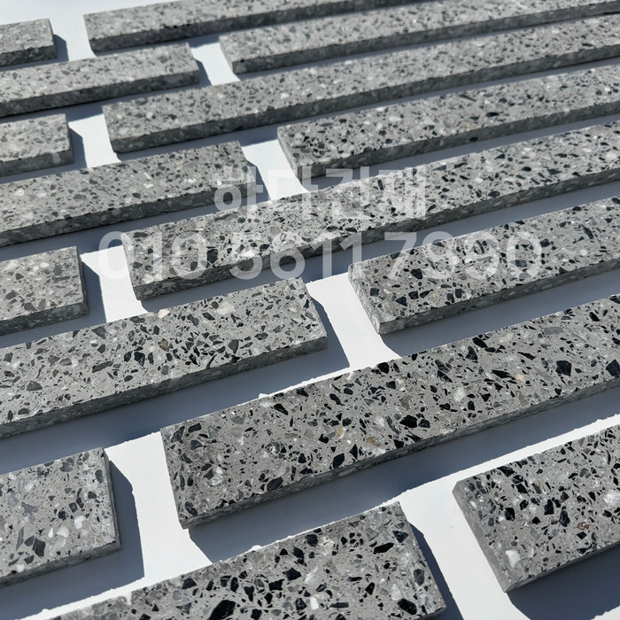 테라조 모노타일 500x50x12T 그레이 / 하다건재 와이드벽돌타일