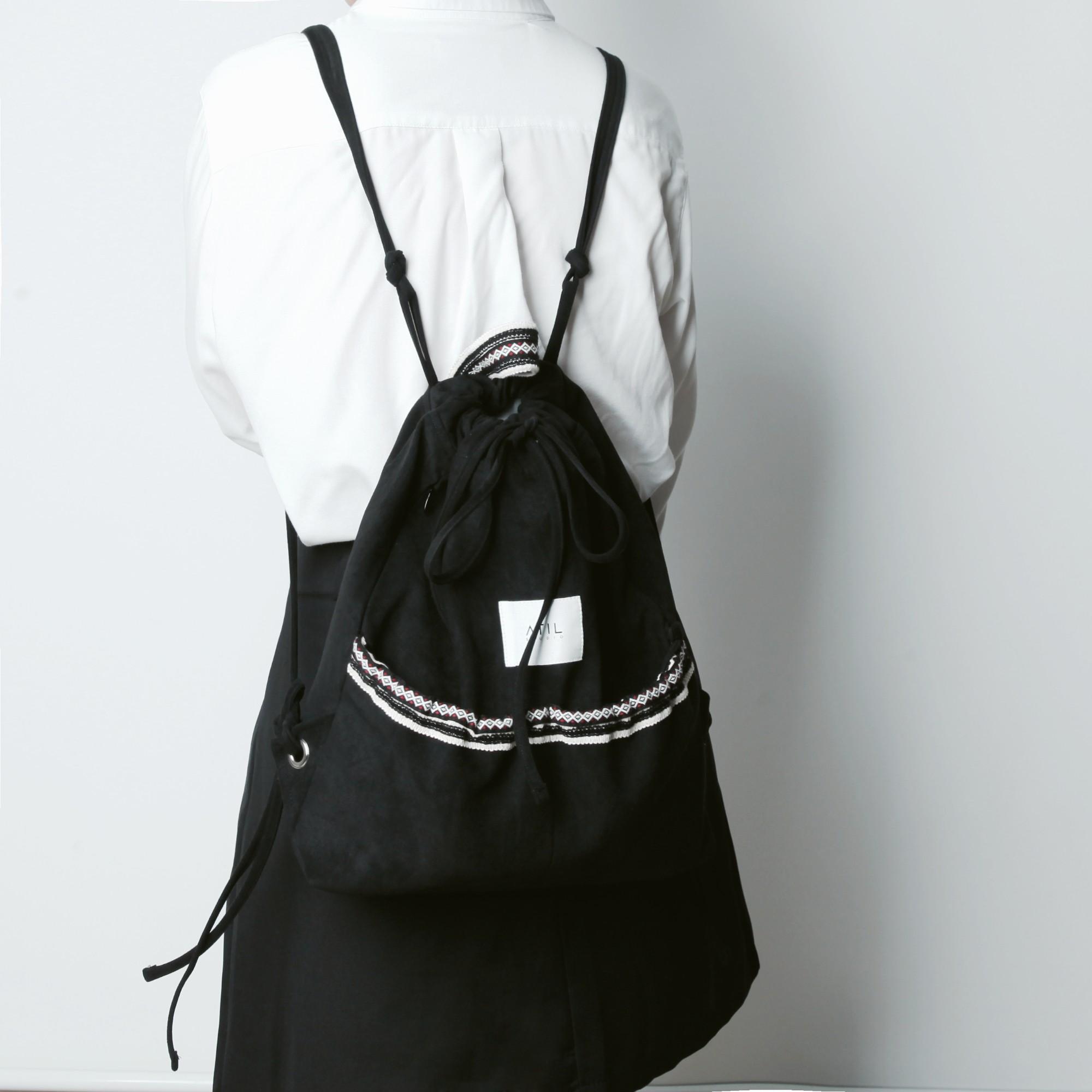 [ATIL STUDIO] 스웨이드 데일리 스트링 백팩 노르딕.ver_[블랙] 이미지 8