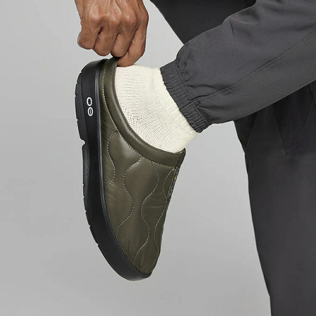 우포스 OOcOOzie 써모 뮬 남성 슬리퍼 2000860 052 149 2컬러