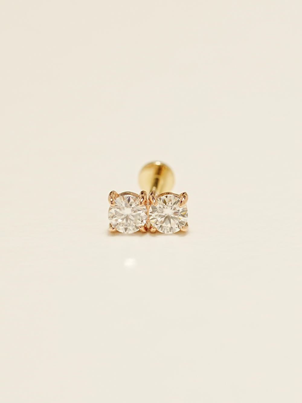 [0.8mm]14K 인터널 모이사나이트 다이아 더블 라블렛 피어싱 귀걸이 - 상세 이미지 2
