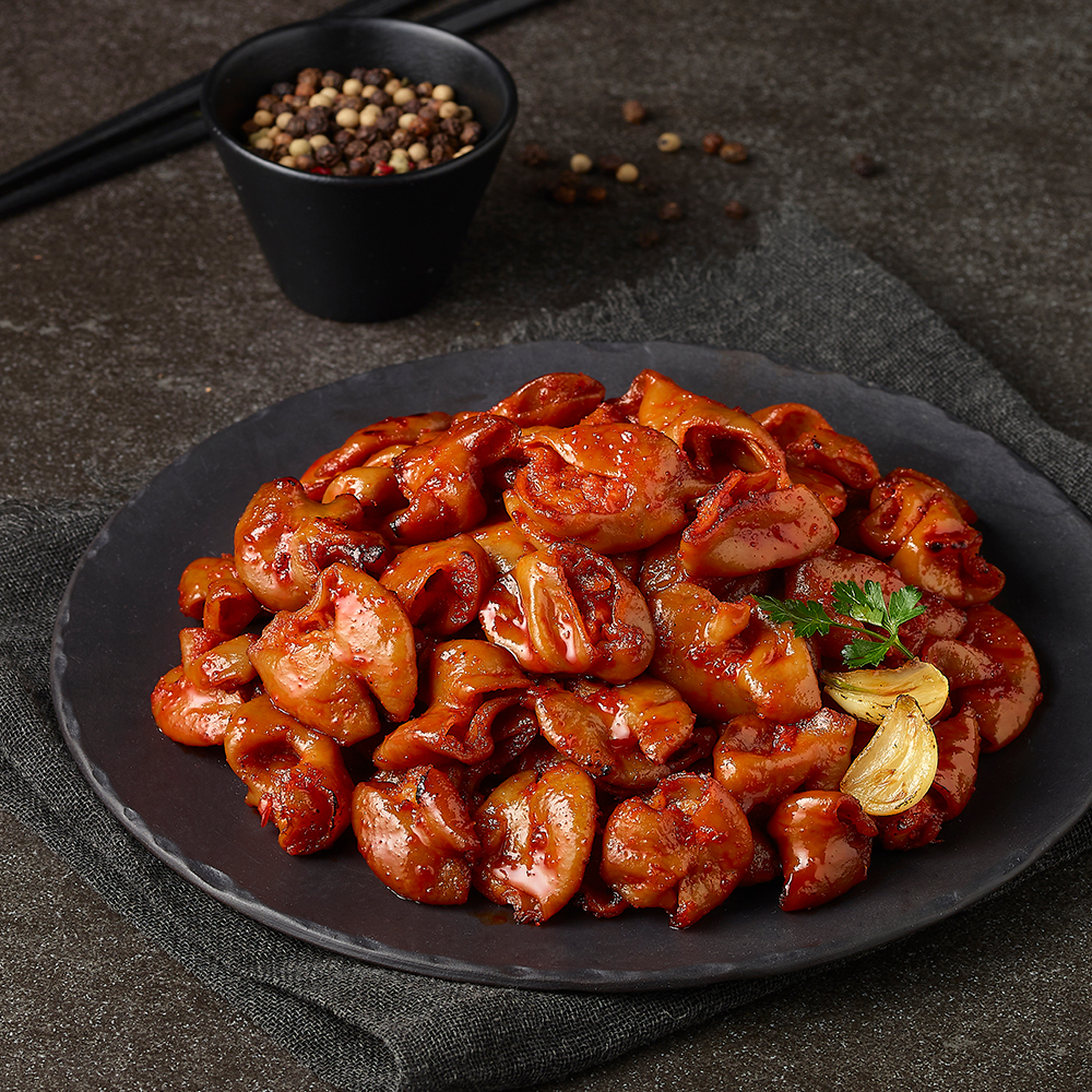 직화 초벌양념 돼지곱창 200g 불맛 참나무 훈연 가득 전자레인지 간편 야식 - 상품 이미지