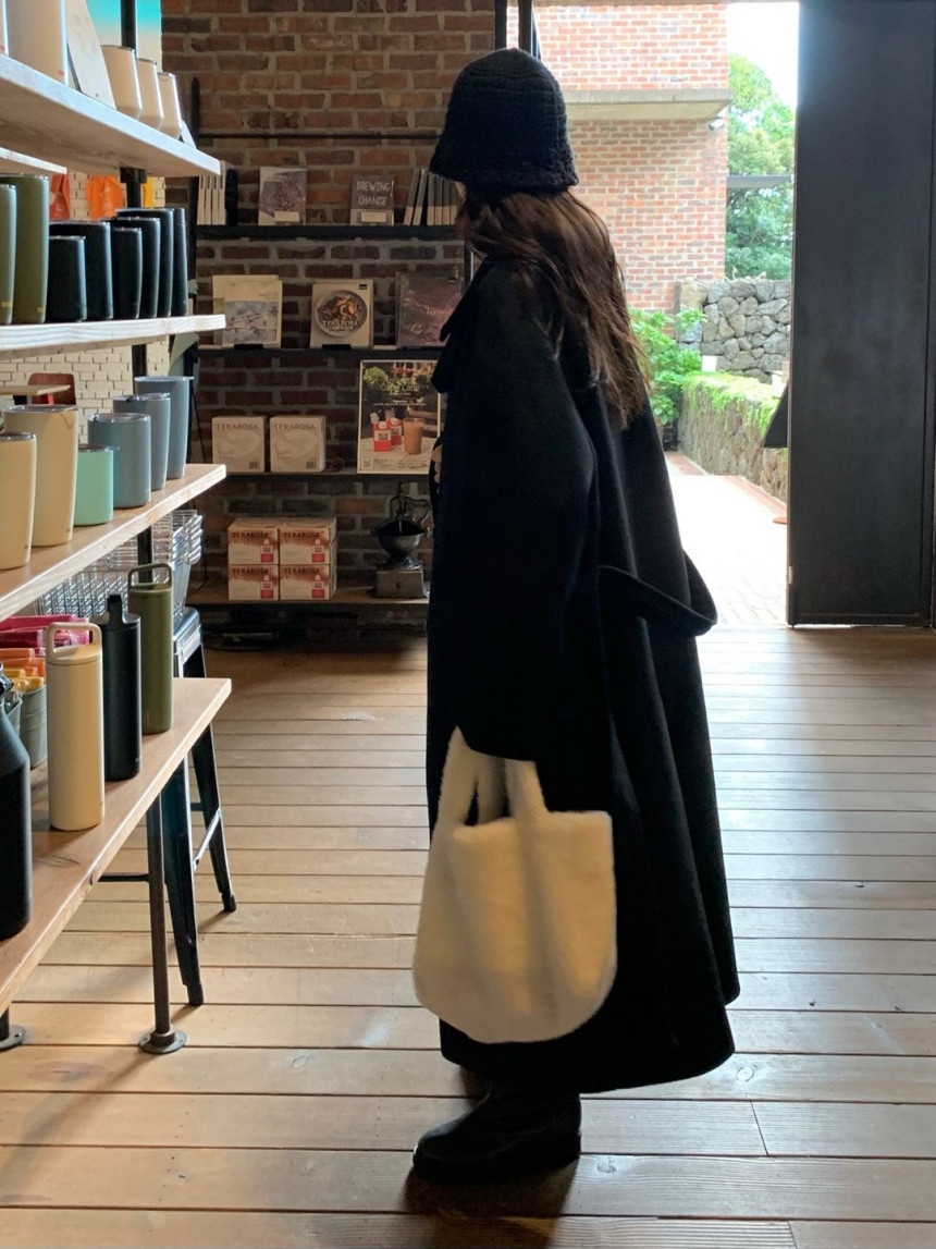 [블랙 당일] vergamot 베르가못 울50 벨티드 히든 싱글 비조 카라 하이넥 롱 코트 2color 상세 이미지 3