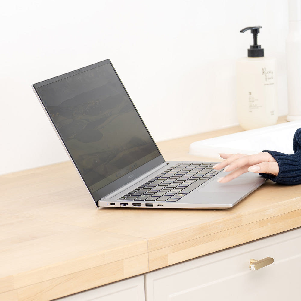 갤럭시북5 전면 실물