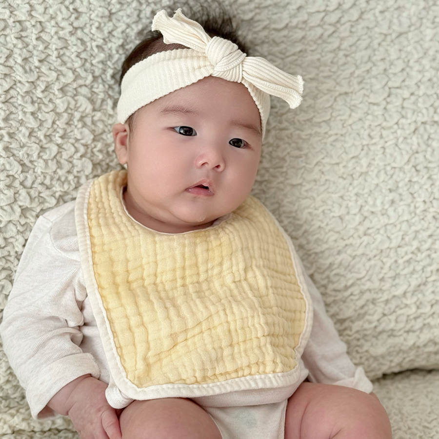 바니블라썸 4중거즈 면 아기 턱받이 살구 유아턱받이 침받이 스카프빕