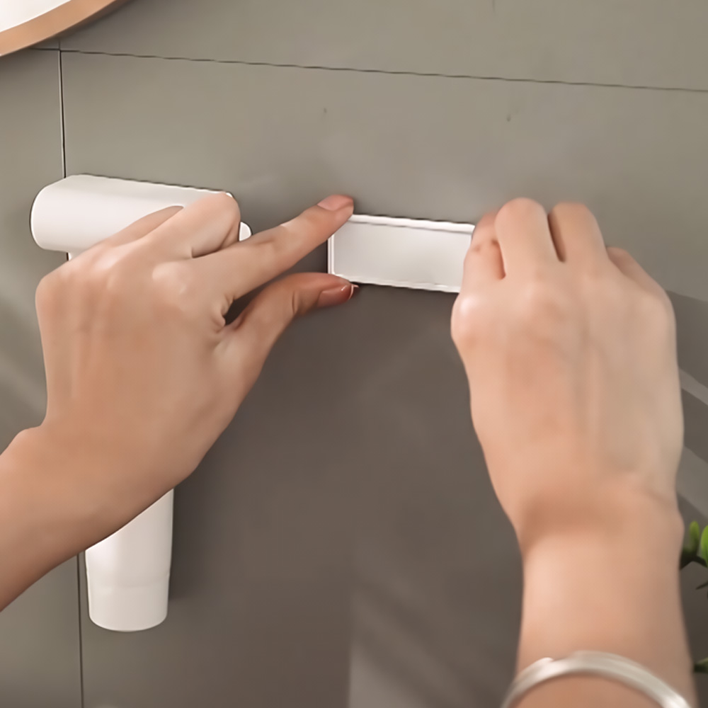 [단독] 1+1 탈부착 자석 치약걸이 튜브링거 태엽식 무타공 치약 정리 디스펜서 거치대