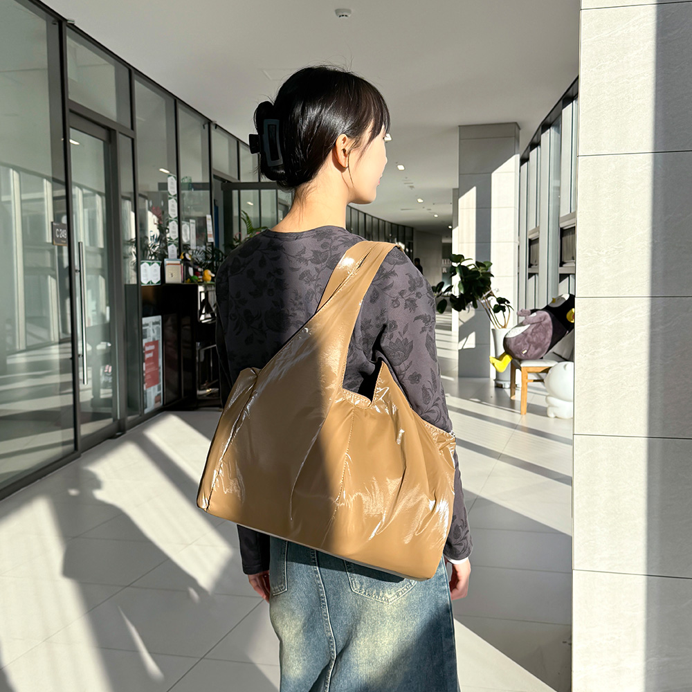 가벼운 빅숄더백 여대생 대학생 가방 어깨메는가방 큰 대형 숄더백 이미지 7
