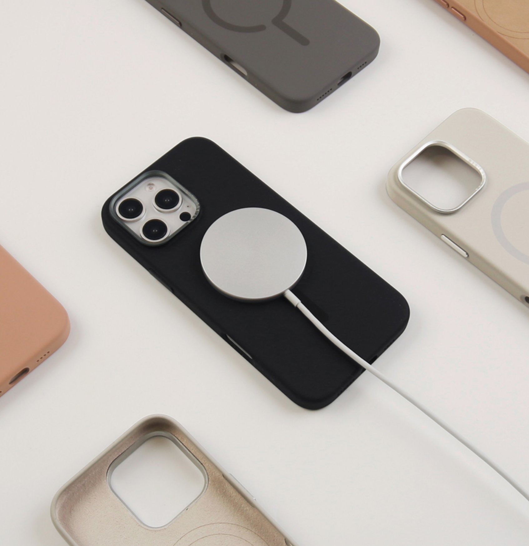 아이폰16 프로 맥스 맥세이프 플러스 실리콘 케이스 - 상세 이미지 5