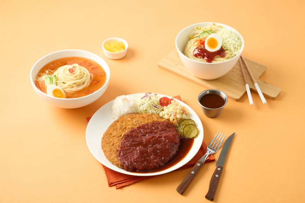 [99eats x  얌샘 ]  매운   왕돈까스  350g( 돈까스  250g+ 소스  100g)